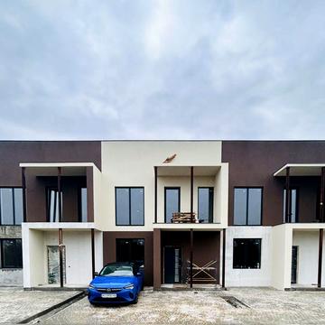 Продаж котеджу з ремонтом