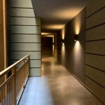 Велика Арнаутська вул., 23б