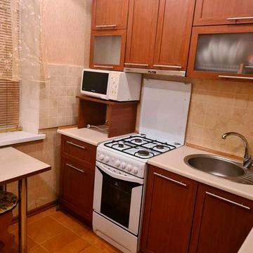 Продам 1 комн квартиру на Салтовке. Салтовское шоссе.