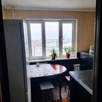 Академіка Глушкова просп., 15