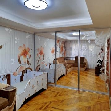 Історична вул., 42