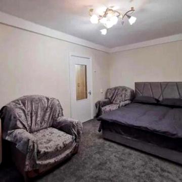 Марії Приймаченко бульв. (Академіка Ліхачова), 2