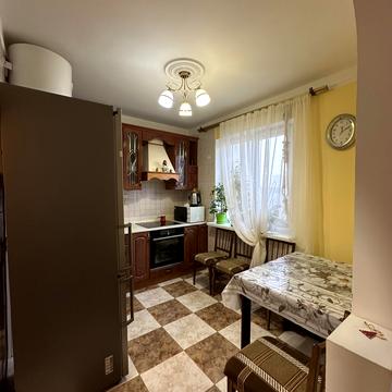 Оноре де Бальзака вул., 63-Б