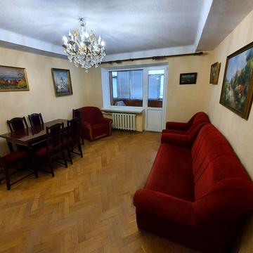 Велика Васильківська вул. (Червоноармійська), 45/17