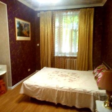 Новосельського вул., 32