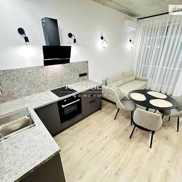 Довгострокова оренда 1к Квартира Короленка вулиця ЖК Club House