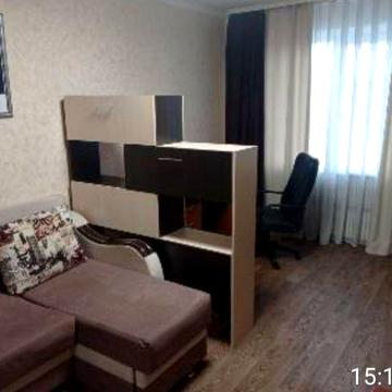 Оренда 1 квартири, на 1 поверсі, центр міста, меблі, техніка.