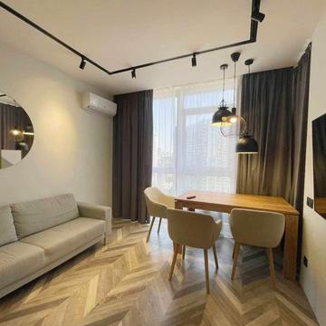 Джона Маккейна вул. (Івана Кудрі), 3-А