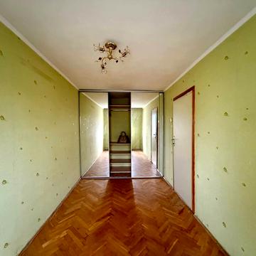 Відрадний просп. (Чубаря), 10