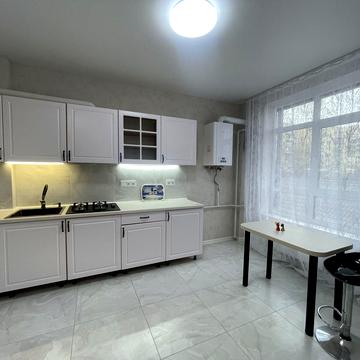 Лесі Українки вул., 21