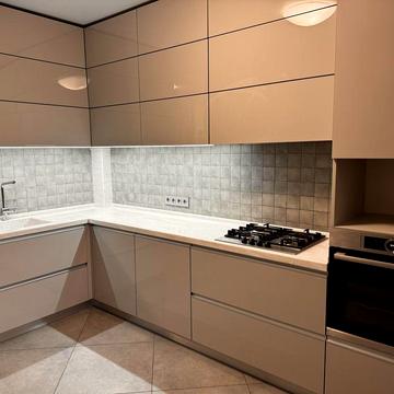 Стрийська вул., 45