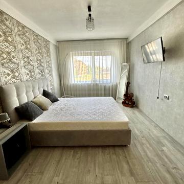 Сірожупанників вул. (Валентина Сєрова), 28