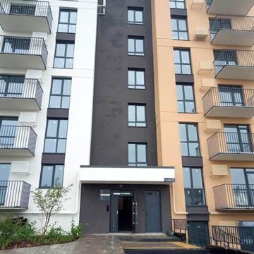 Садова вул., (Будинок 8)