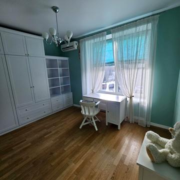 Сергія Данченка вул., 22