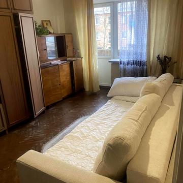 Вишгородська вул., 50-Б