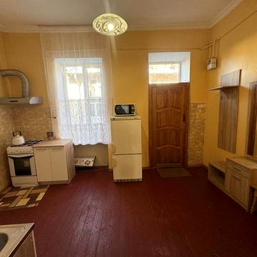 Оренда 1к квартири Вул. Шпитальна центр міста