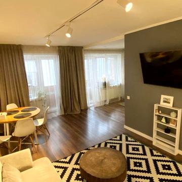 3-к квартира поруч з парком Шевченко. Вул.С.Петлюри 5а