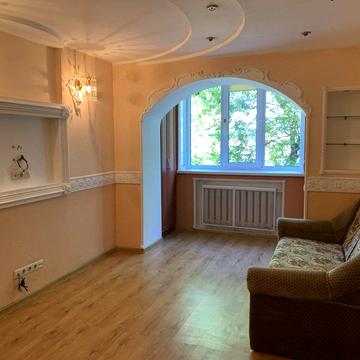 Новокостянтинівська вул., 7