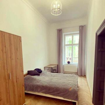 Крива Липа проїзд, 7