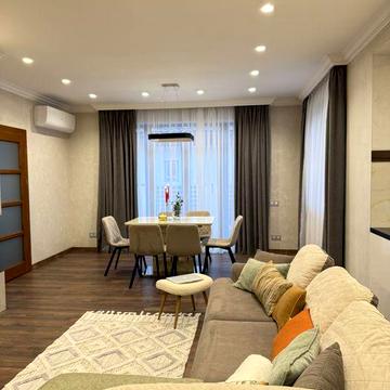 Здам в оренду затишний будинок поруч з річкою та парком