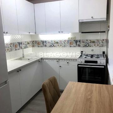 Соборності просп. (Воззєднання), 24