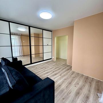 Пилипа Орлика вул., 2