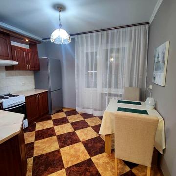 Олени Пчілки вул., 4