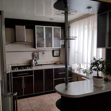 Продам 2х комнатную квартиру на космосе.