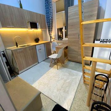 Сдаю студию у оперного театра