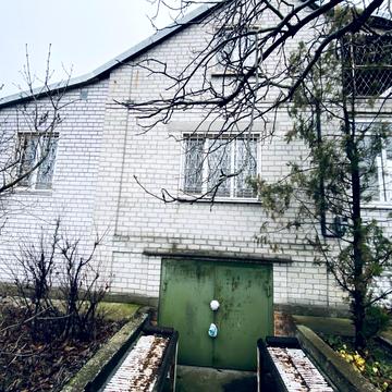 Центральна вул.