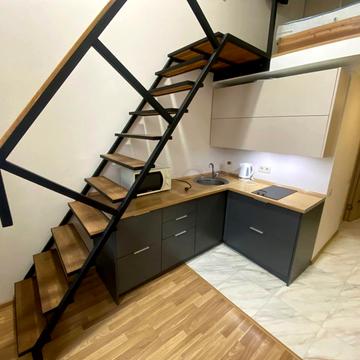 Машинобудівна вул., 41