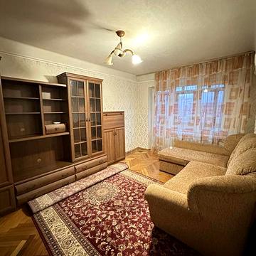 Здається квартира Каунаська 4/2