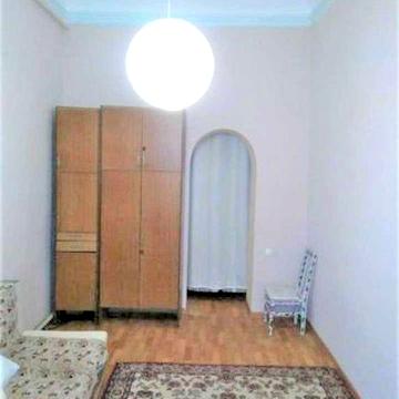 Продам 1 комн квартиру 37 кв.м в Центре возле университетов