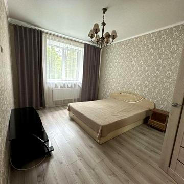 Оренда 1.5к Виставка з меблями і технікою