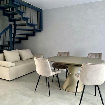 Продаж таунхаусу у ближніх Зарванцях