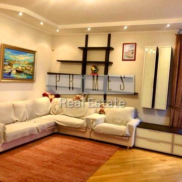 Оренда 3к квартири, вул. Мирного Панаса, 17, Печерськ, Генератор