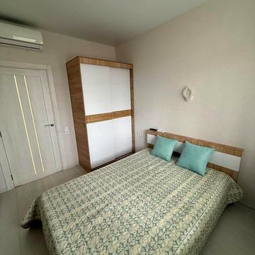 Перлинна вул., 3а/1