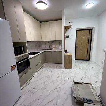 Карла Мікльоша вул., 20-Б