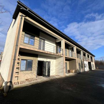 Боярка продам квартиру первый этаж с двориком 35м2