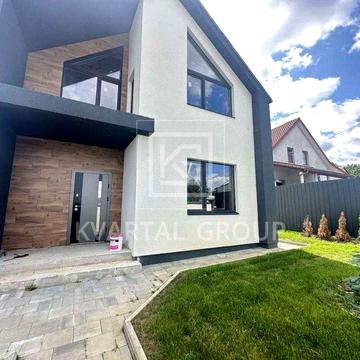 Будинок 144 м² на 6.2 сотках в Стоянці, закрите містечко