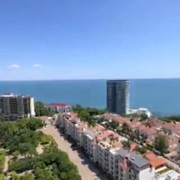 Пролам 2- х комнатную  квартру Аркадия  вид на море шикарный ЖК 19 Жемчужина