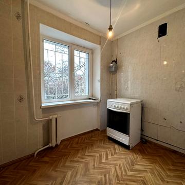 Радісна вул., 3