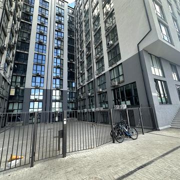 Камянська вул. (Дніпродзержинська), (Будинок 1)