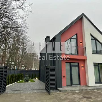 Амбулаторна вул.