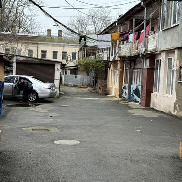 Болгарська вул., 35