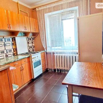 Довгострокова оренда 2к Квартира Назара Небожинського (Павлюченка) вулиця