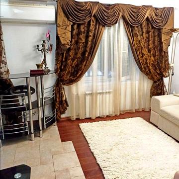 Леся Курбаса просп., 15