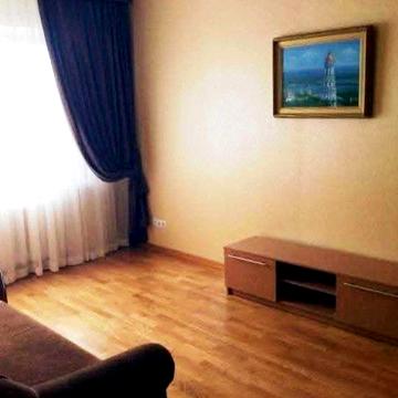 Сучасна однокімнатна на Урловській, в будинку є генератор, Позняки