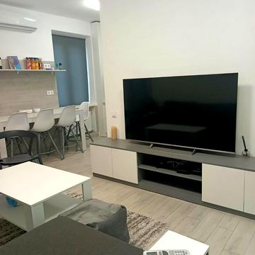 Госпітальна вул., 2