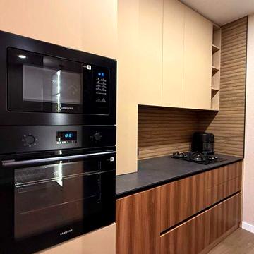 Гарна квартира з якісним ремонтом, вул Київська!